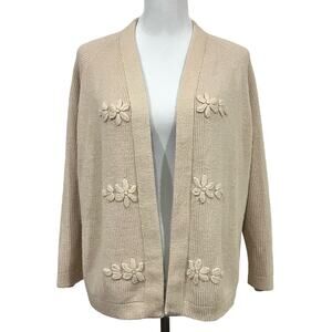 RosaLee Women’s Vintage Cardigan Sweater Originals of California Beige Flowers